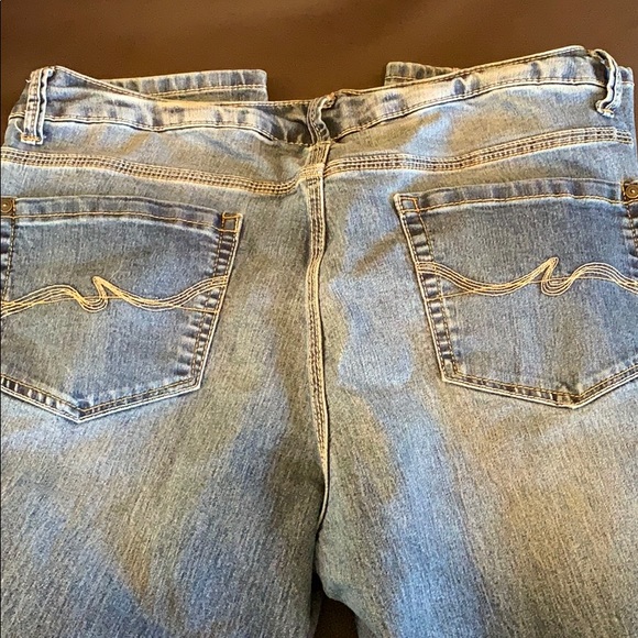 Jeans - Picture 7 of 7
